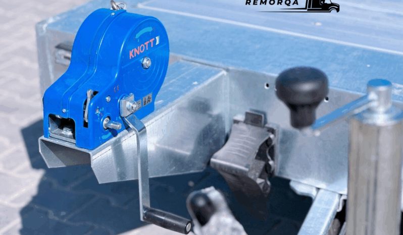 
								Remorque porte-voitures Temared full									