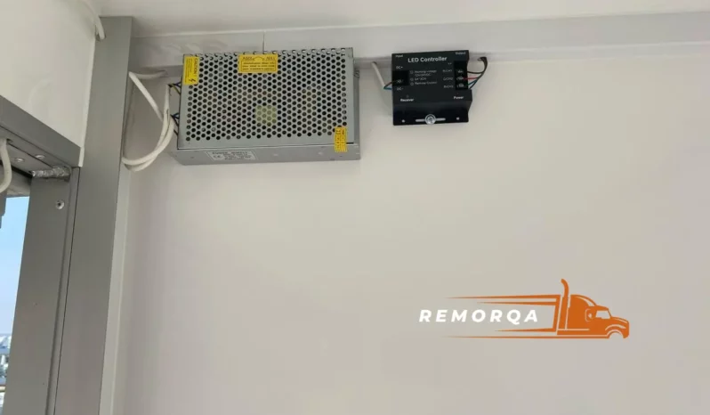 
								Remorque magasin TOP-TRAILER Exhibition trailer Messeanhänger MOBILE full									