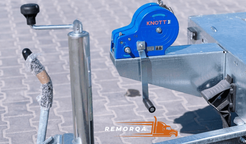 
								Remorque porte-voitures Temared full									