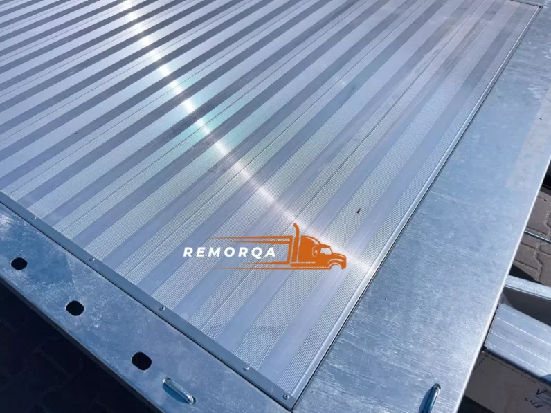 
								Remorque porte-voitures Temared full									